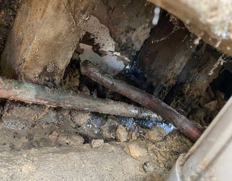 water-leaking-in-houses-a-practical-guide-to-detection-and-prevention